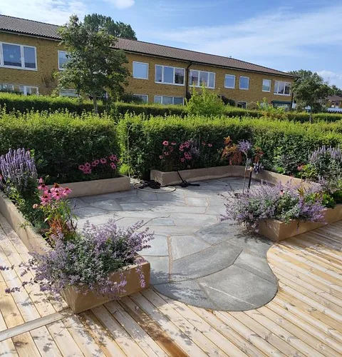 Trädgårdsanläggning - arbete av Ståndaren & Pistillen i Falkenberg